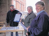 Councillor helps survey and petition
