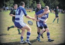 Youthful Ross start with an away win