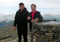 A Ross-on-Wye couple climb Snowdon to help the Sue Ryder Hospice