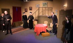 Arsenic and Old Lace at the Phoenix Theatre