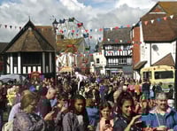 Getting ready for the Newent Onion Fayre
