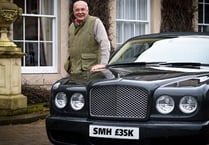 Bentley drivers in Ross-on-Wye raise over £35,000 for Hospice