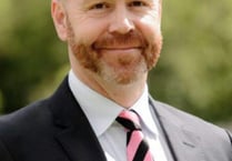 Monmouth head-teacher to leave post
