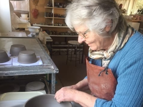 Kathy Priddis, potter