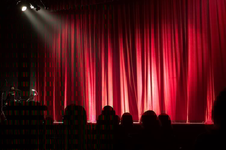 Show curtain stock image Pexels.