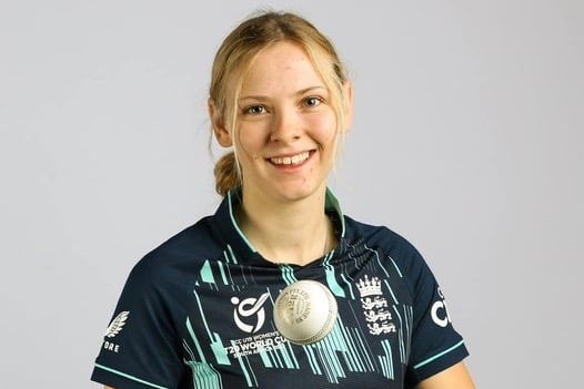 Sophia Smale cricketer