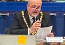 Hardworking and dedicated council staff praised by Ross mayor