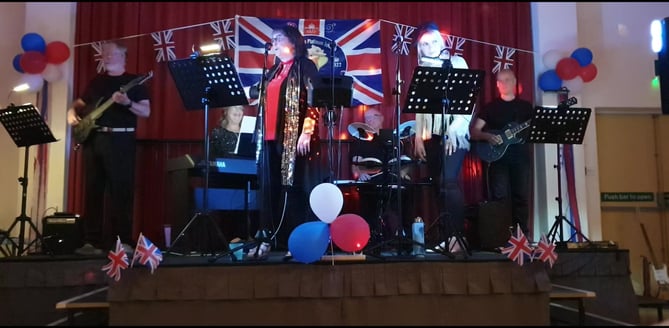 Platinum band on stage