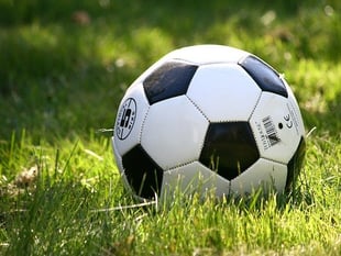 Local football legends reunite for a night of memories