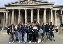 History students embrace London