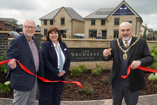 Mayor Ed opens The Orchards, Ross-on-Wye