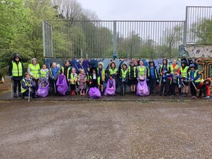 Ashfield Park School Council tackles litter at Ross Skate Park