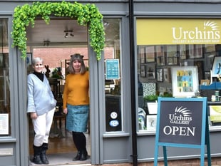 Urchins Gallery makes waves on social media