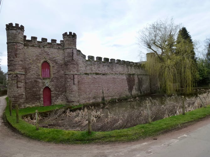 Bollitree Castle, Herefordshire
