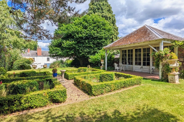 weston lodge