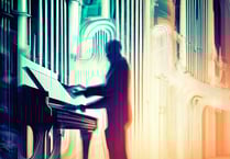 Renowned organist Laurence John returns to Ross for vibrant recital