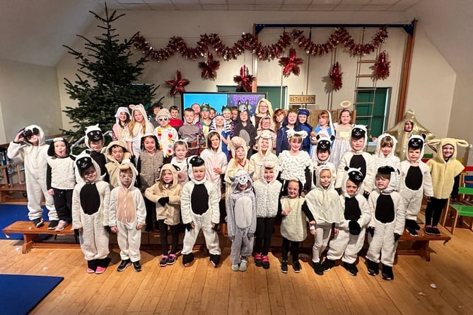 Walford Primary School and Nursery nativity performance