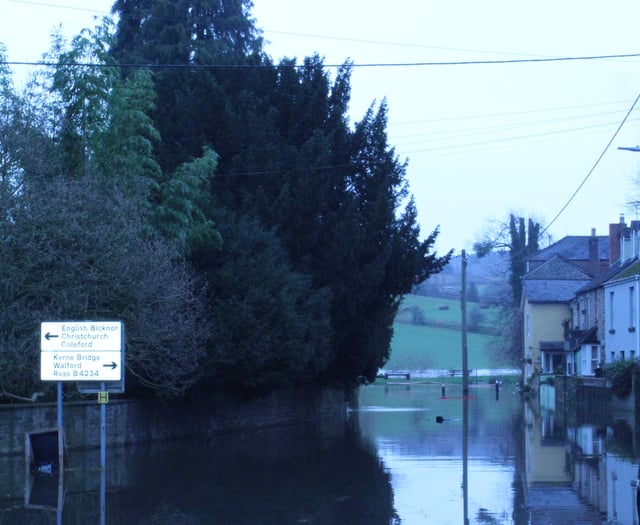 Motorists urged not to drive through Wye floods to prevent damage
