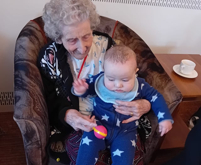 Ross Court Care Home introduces 'Ross’s Tiny Tots'