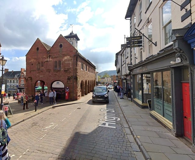 Ross bar seeks 2am music licence