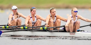 Violet leaves rivals oar-struck