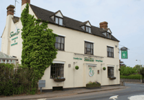 Seventeen homes bid for former Forest pub land