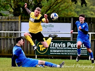 Daffs share spoils with Romans after Kyle opener