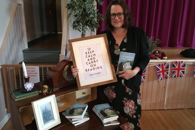 Hall goes back to 40s for book launch
