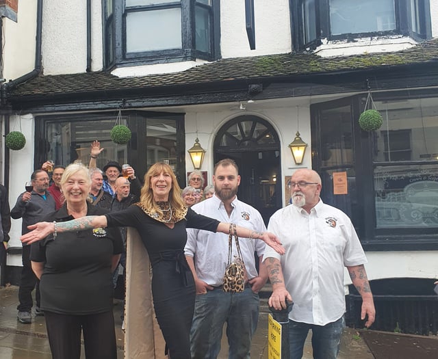 Historic pub reopens in Ross
