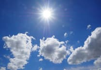 Stay cool during the UK heatwave with these tips