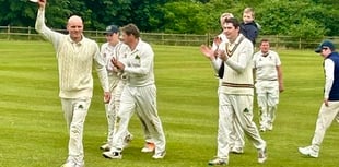 James hits 62 as Aston stay top