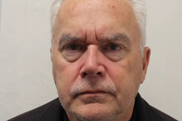 Huw Edwards given six month suspended jail term for child abuse photos