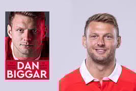 Dan Bigger is signing his biography at rosters in Monmouth