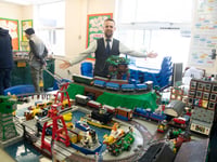 Record number for model show