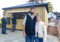 Council demands closure of Riverside Inn Cafe over landfill proximity