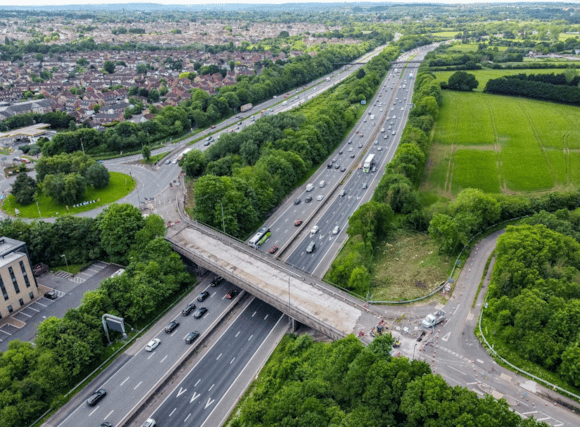 M4 closure: follow diversions due to roadworks
