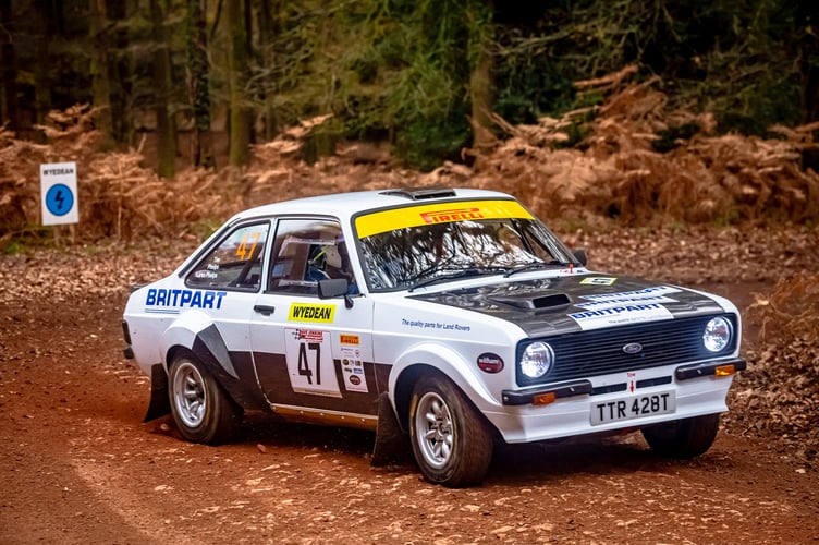 Tim and  Karen Phelps in the Britpart-backed Escort RS1800