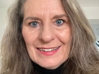 Woman awarded £12,500 for undiagnosed multiple dental errors 