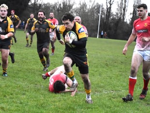 Eleventh heaven as Green Army roll on