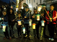 It's all glow as torchlight parade lights up town