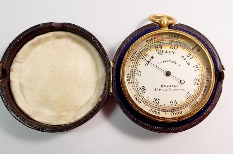 Braham pocket barometer