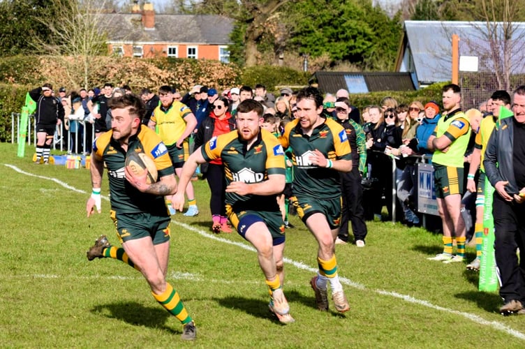Newent break for another score