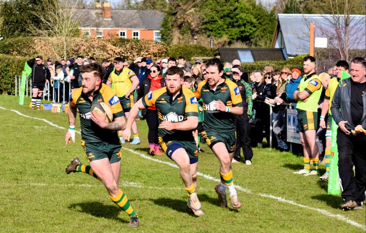 Newent break for another score