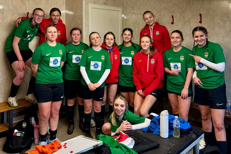 Ross Juniors Women lost one and won one in their Evesham double header