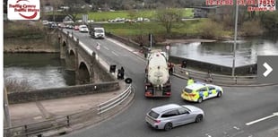 Bridge of sighs as lorry breaks down