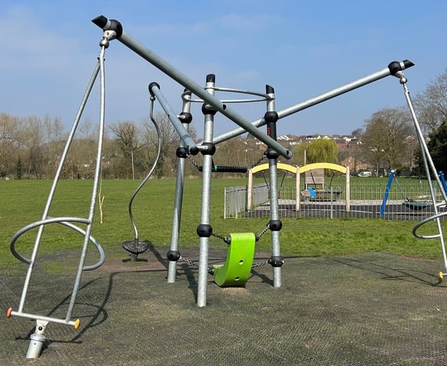 New play equipment installed at Ropewalk
