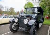 Crowds enjoy Carnival of Transport