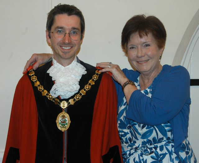 Mayoral changeover in Ross