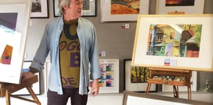 Artist Al Blethyn exhibits at Urchins Gallery 