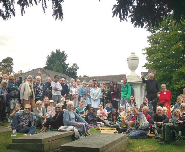Churches in Ross-on-Wye celebrate Pentecost with picnic